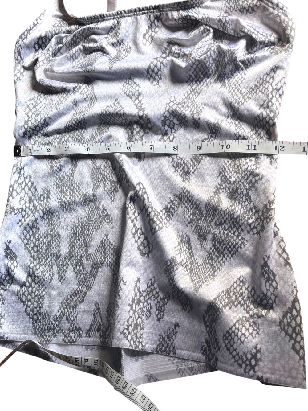 Ruby Ribbon Size 34 Shapewear Cami Tank Top Built-In Bra White Gray Print - Picture 9 of 12